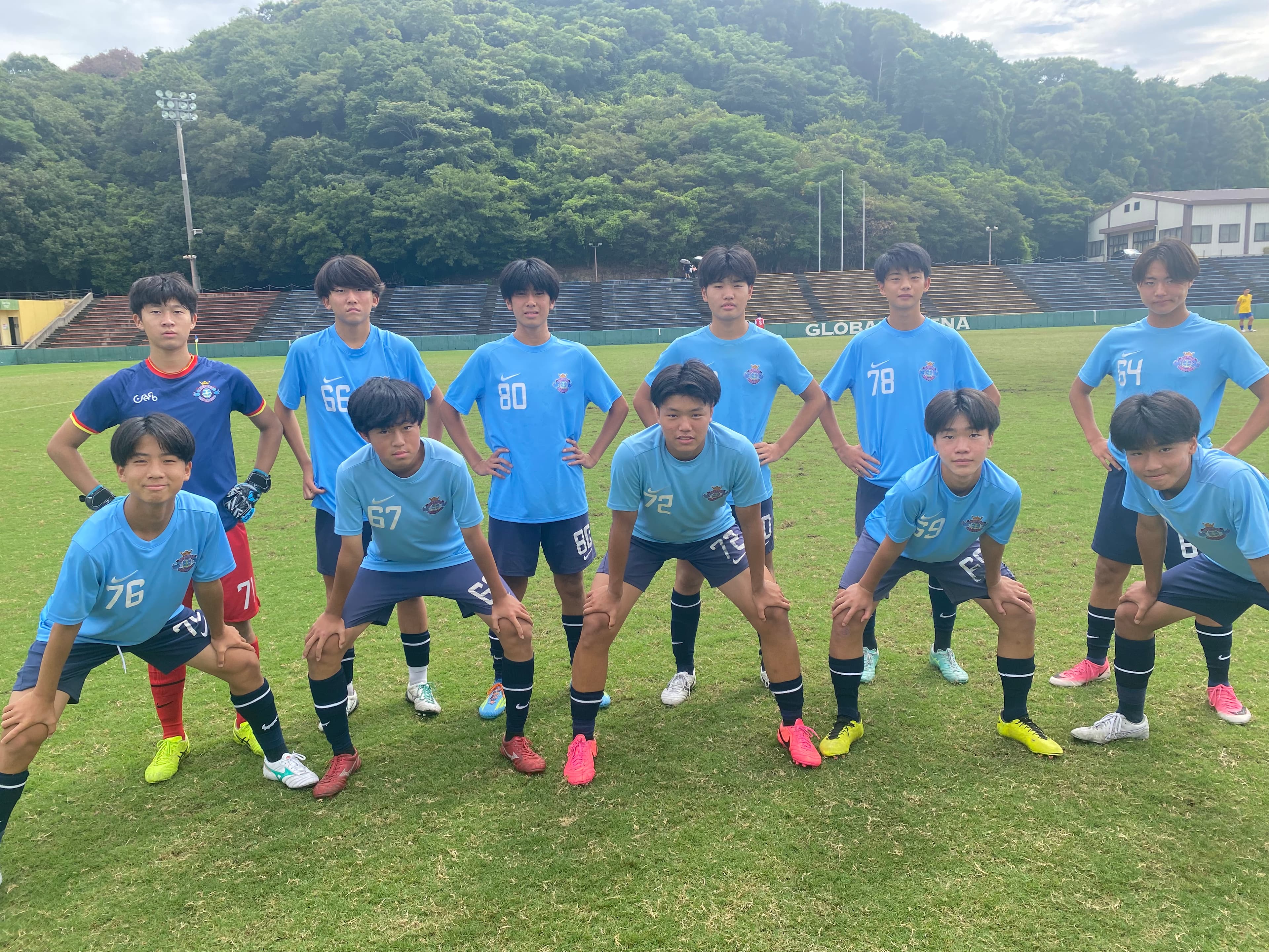 大会に臨むクレフィオ山口FCジュニアユースの選手たち